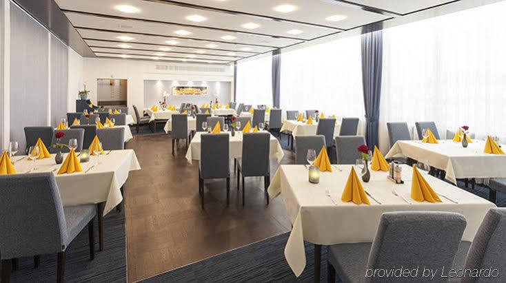 Hotel Zeller'S Quartier Königsbrunn Restaurace fotografie
